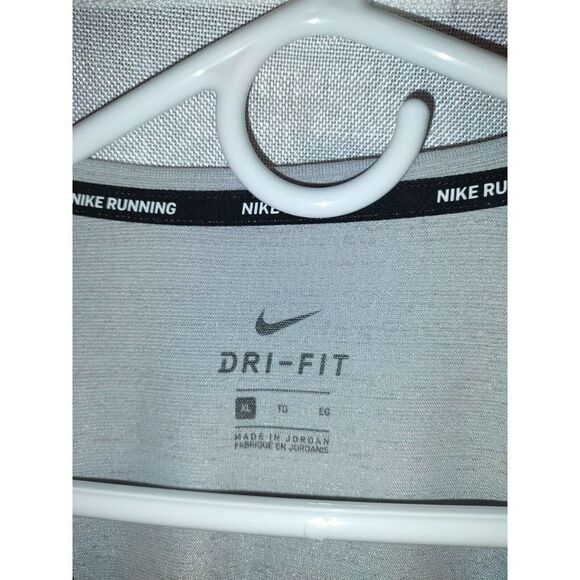 Men's Nike Dri Fit Running T-Shirt Size XL Activewear 100% Polyester Ready Run - Picture 2 of 5